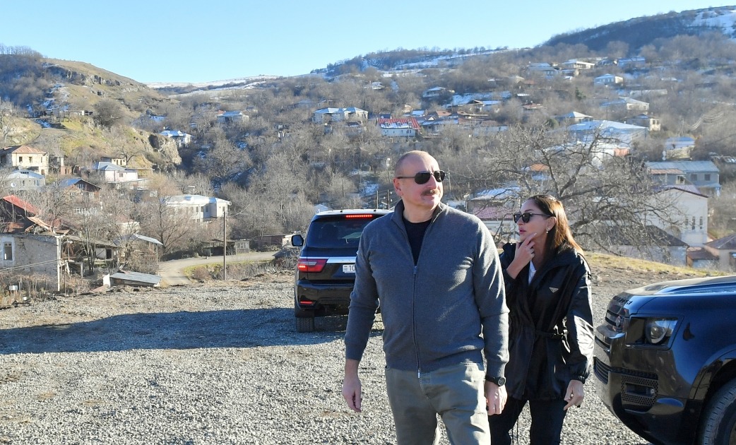 President Ilham Aliyev and First Lady Mehriban Aliyeva inspect the territory of Shushakend village of Khojaly district