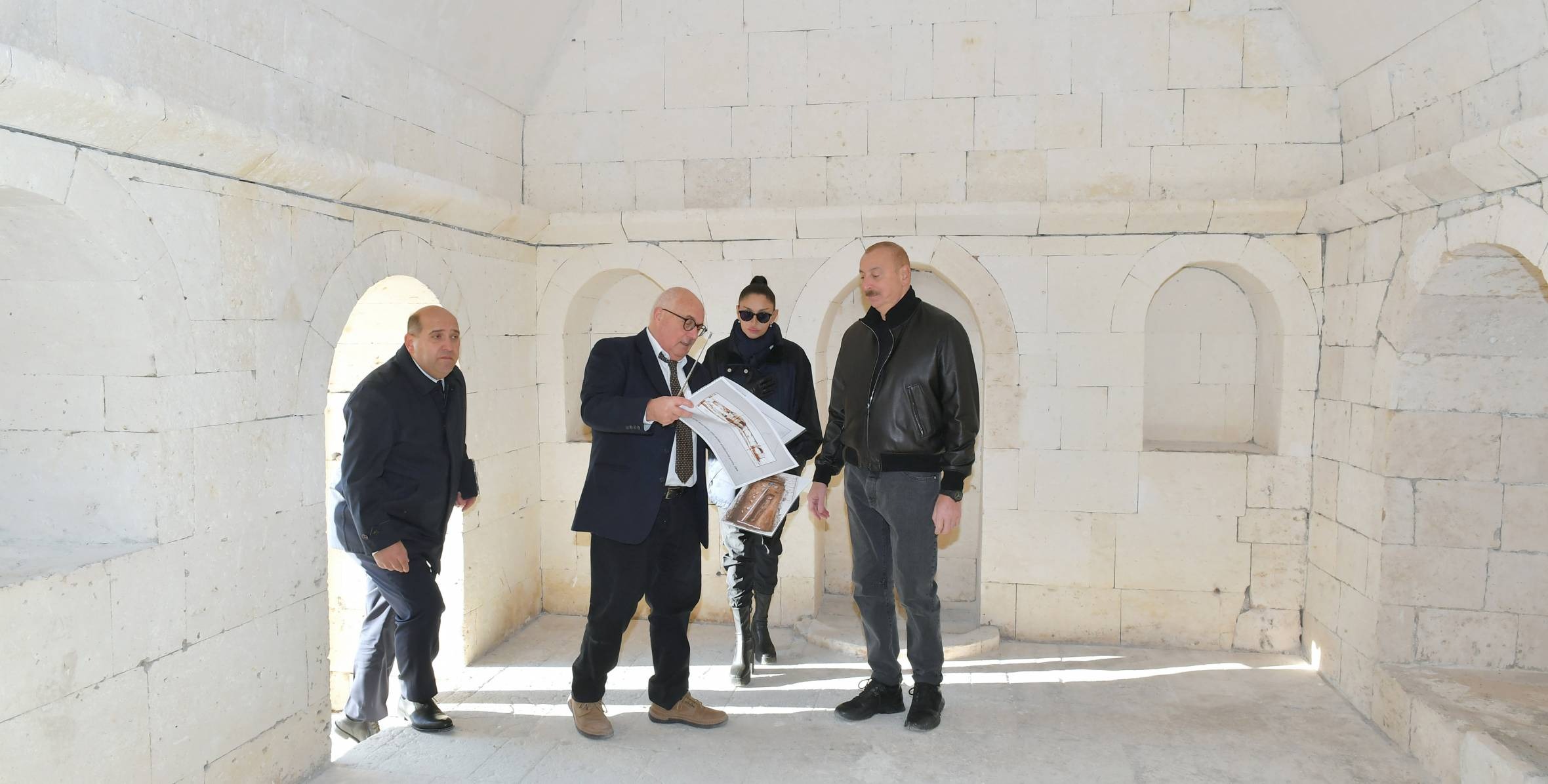 Ilham Aliyev and First Lady Mehriban Aliyeva examined the ongoing repair and restoration works at the Imarat Complex in the city of Aghdam